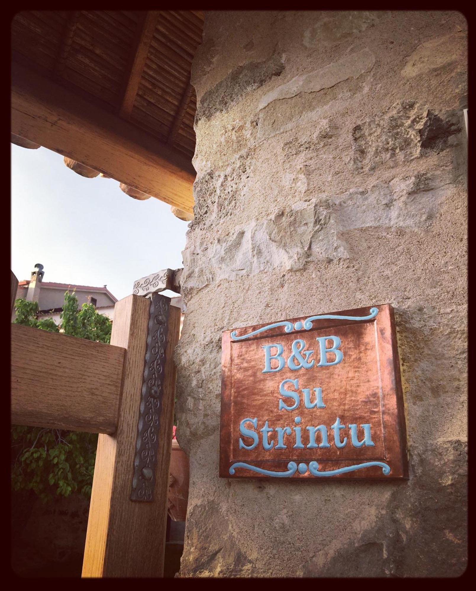 B&B Su Strintu Tuili Bagian luar foto