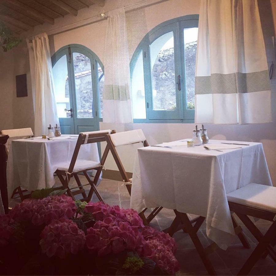 B&B Su Strintu Tuili Bagian luar foto